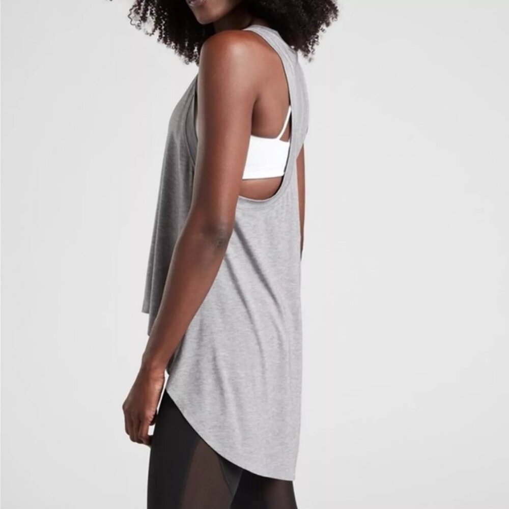 Athleta Essence Relaxed High Low Tank - Picture 3 of 6